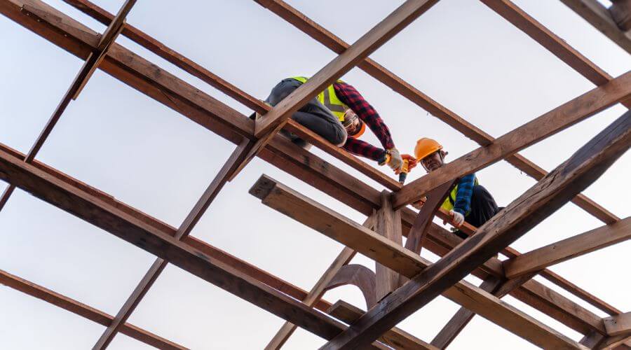 Professional residential roofers in Buchtel, OH